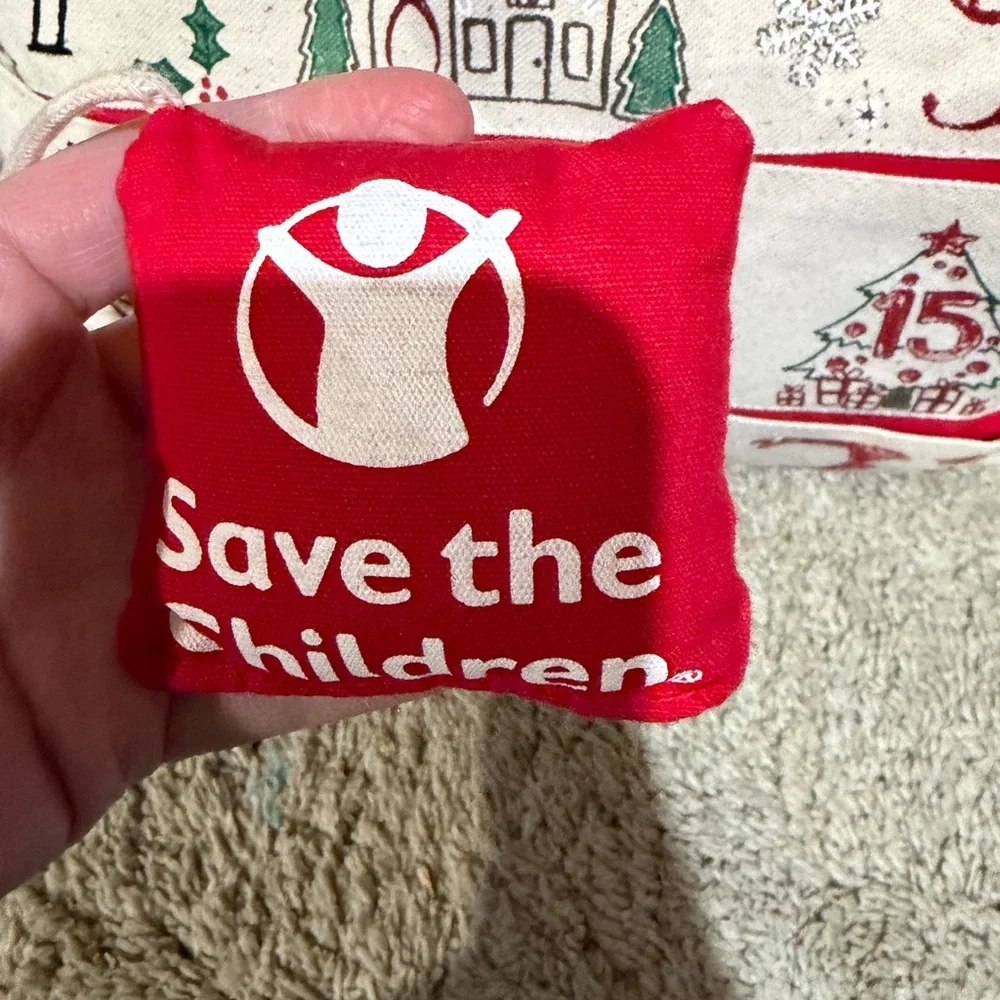 Save The Children Festive Christmas Countdown Advent‎ Pillow 26”x13”